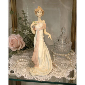 Lladro 6366 Summer Infatuation Figurine 12.5" w/ Original Box Mint Spain